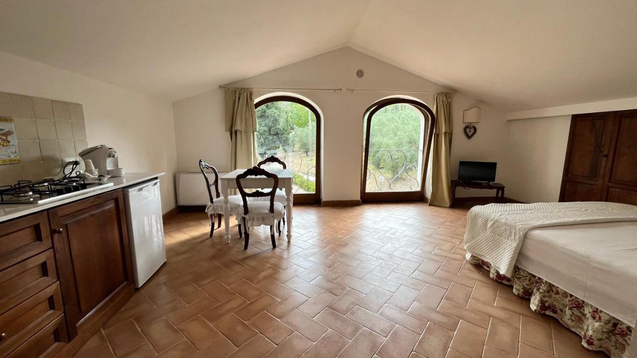 הוילה Papigno Il Borgo Di San Michele מראה חיצוני תמונה